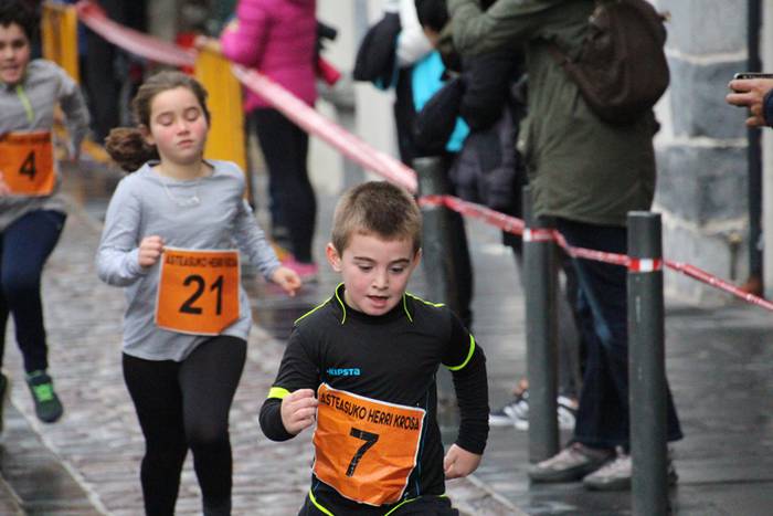 Hirugarrenez, elkartasuna El 14 1515333922702