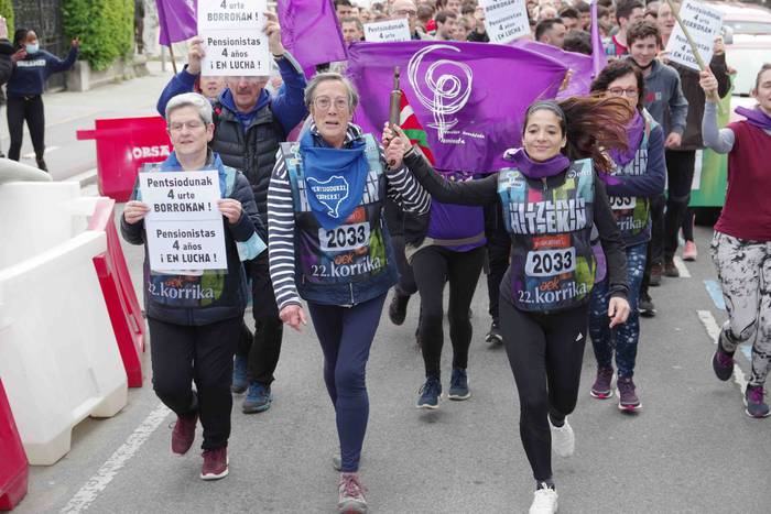 22. Korrika, furgonetatik, T 22 1649420178887