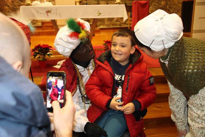 Errege Magoak heldu dira Tol 29 1578242311015