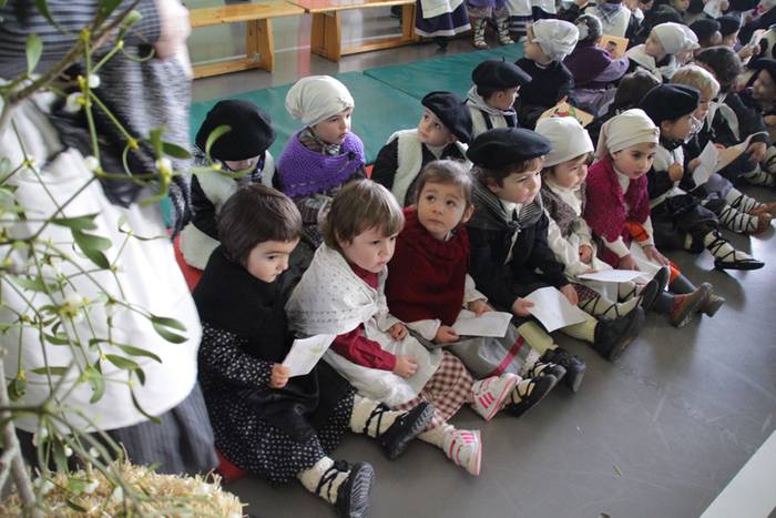 Gabon eskea eta olentzero 2015 62 1450964188128