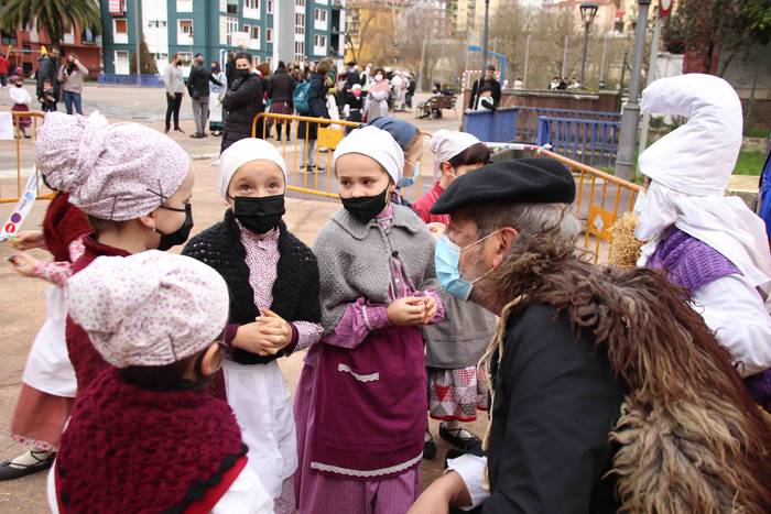 Ibarran Olentzero, Mari Domi 8 1640354239452