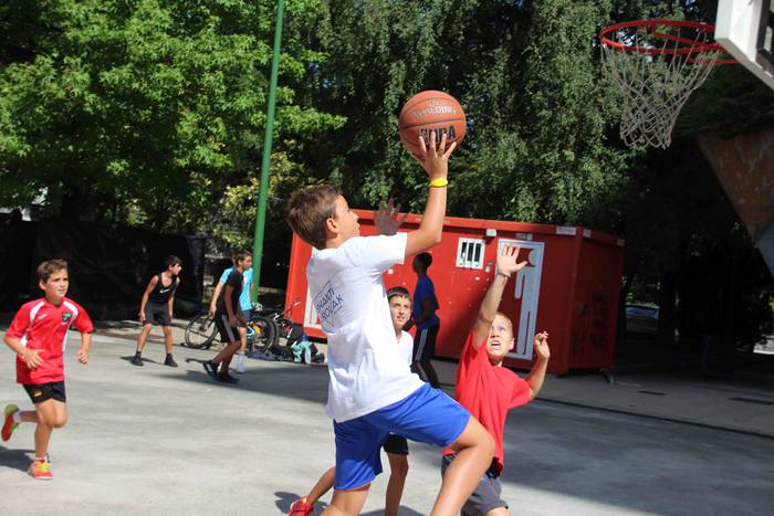 izaskun auzoa festak 3x3 sas 3 1567860592106