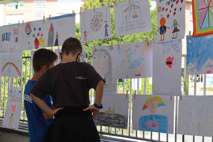 Zizurkilgo argazki eta marra 9 1631360615248