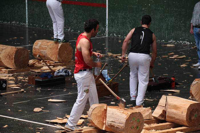 Zizurkilgo baserritarrek eur 24 1494860279810