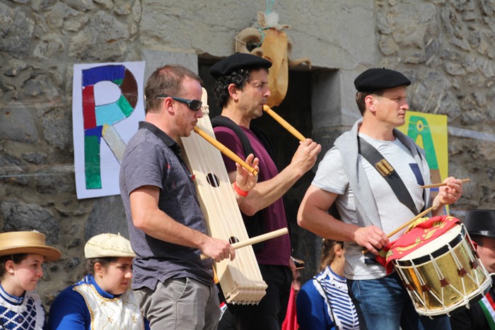 Dantza, kantua eta antzerkia, maskaradan - 24