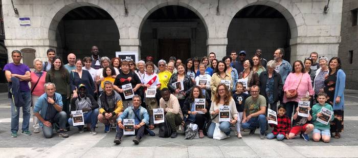 Giro aparta bizilagunen arteko bazkarietan