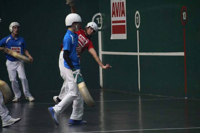 ZESTA PUNTA ELOLAREN OROIMEN 14 1512735360495