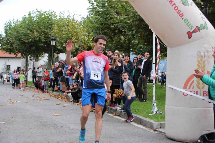 Iñaki Olano eta   irabazle E 107 1571509842432