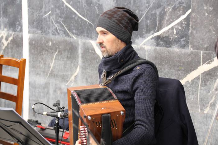 Udaberriko lehen erromeria e 12 1491069199708