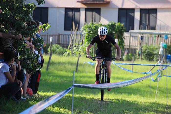 Asteasuko lagunarteko herri  60 1656445496912