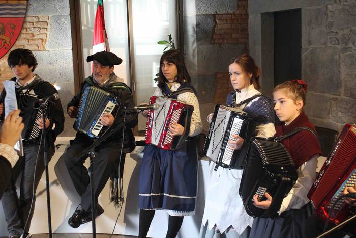 Gabon eguna Tolosan 2019 8 1577198003266