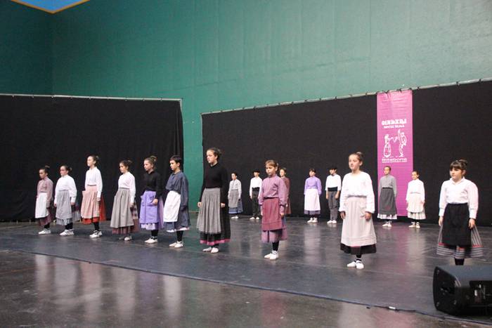 Eskolatik plazara emanaldia  32 1488739719963