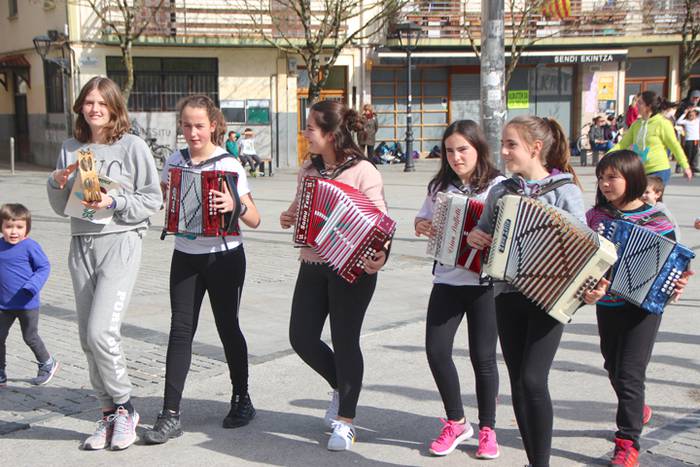 475 haur, klima aldaketaren  40 1520960721722