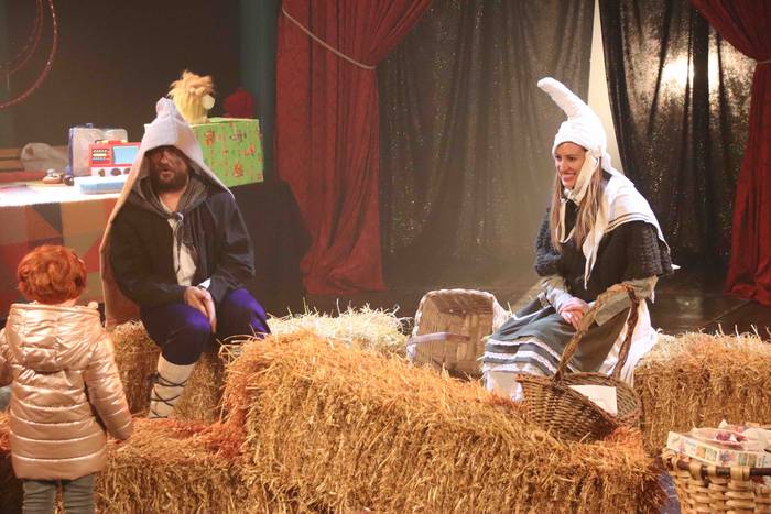 Zirkuan egiten ari dira harr 9 1608821708611