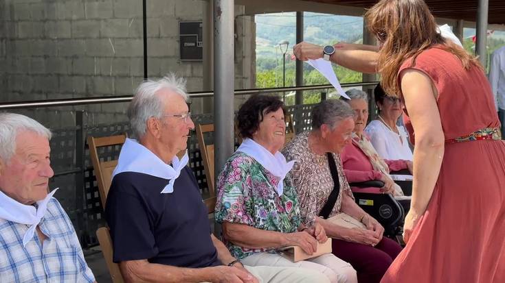«Izan zaretelako, Aduna gara»