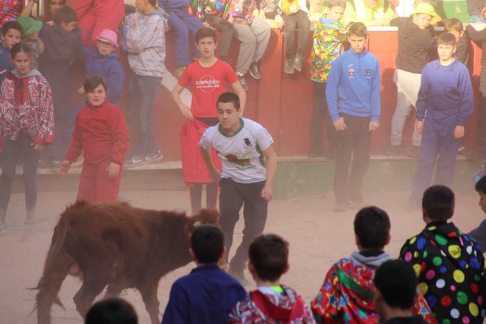 Joaldunek izua eragin dute 60 1551462957911