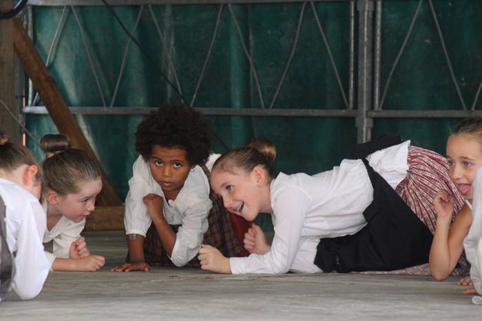 Dantzak bete du plaza 20 1473599835925