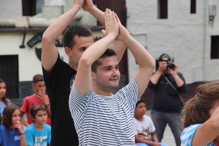 Hasi dira Iruran uzta jasotz 69 1531505879966