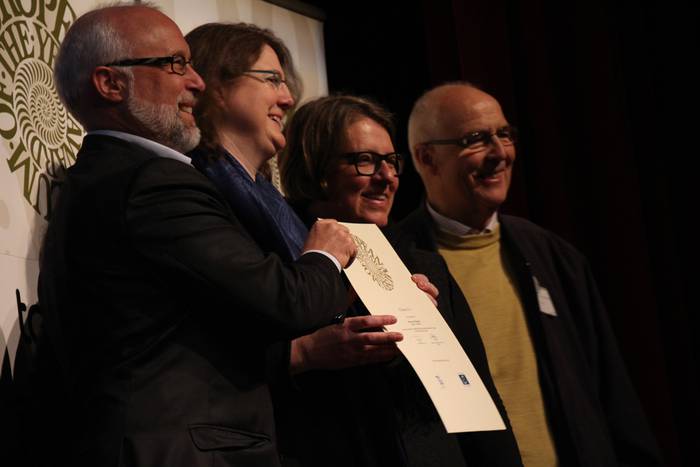 EMYAko nominatuen argazkia 35 1460202491393