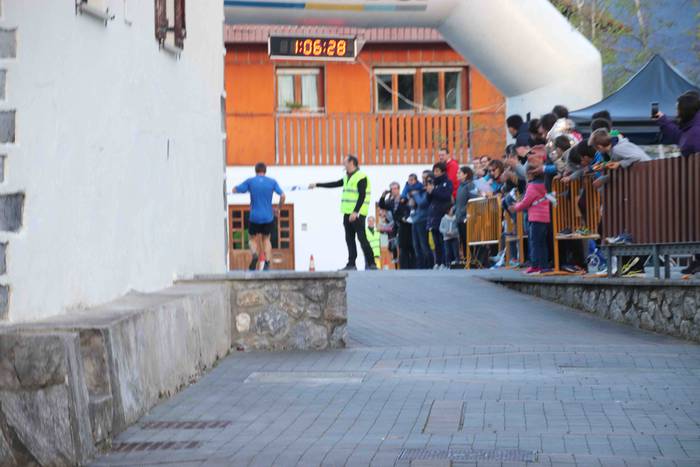 Alexander Ordeñana eta Zuriñ 80 1543079307739