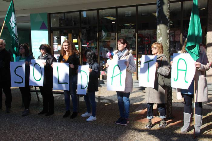 Garbitzaileak protestan, ELA 13 1550232983750