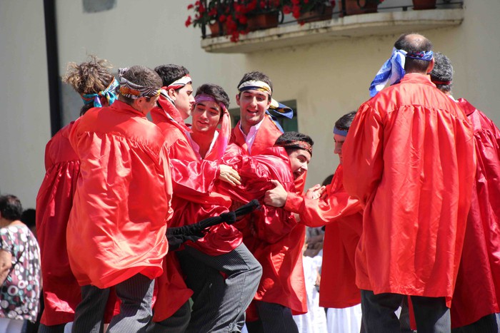 Emakumeak Adunako Axeri-dantzan, lehen aldiz - 71