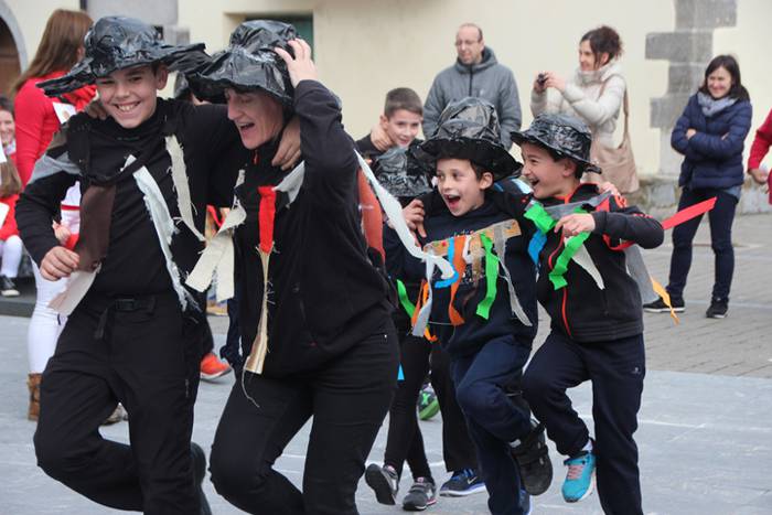 Aduna inauteriak 2017 17 1487965006108