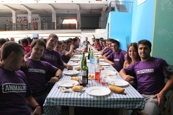 PIlotalekua kuadrillen kolorez beteta 14 1472221399417