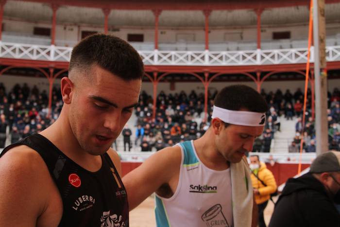 Iker Vicente eta Mikel Larra 40 1648923087724