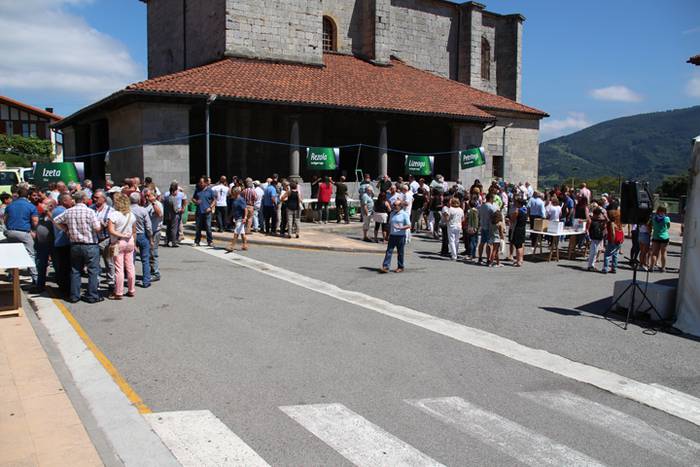 Herritarrentzat sagardoa eta 2 1502639113931