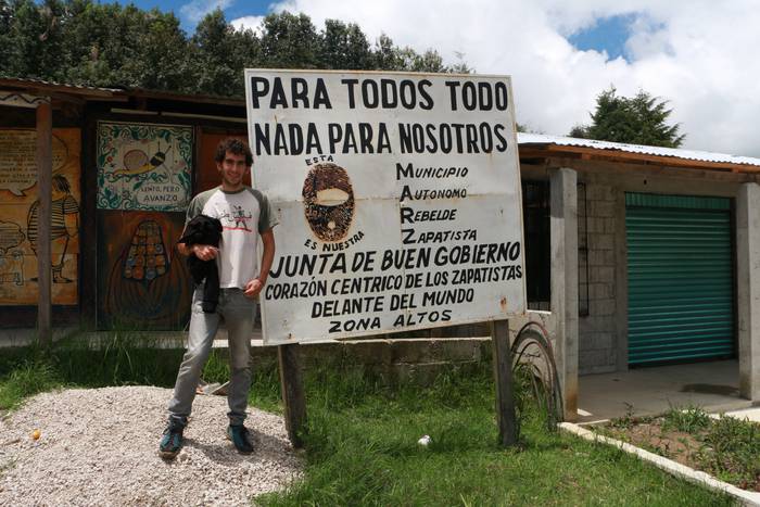 Ayotzinapa, Mexiko ez hain lindo eta ilunaren isla