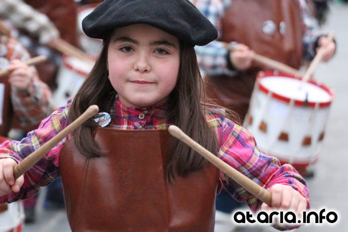 Zaldunita bezperako haur danborrada 161 1454785387847