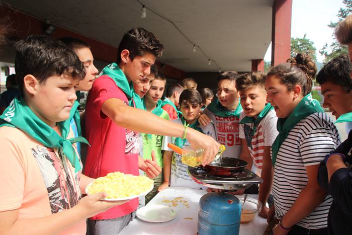 Santioen hirugarren eguna, g 12 1501079009919