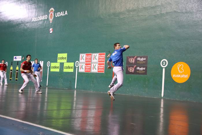 Altuna III eta Artola, Beoti 31 1550428420820