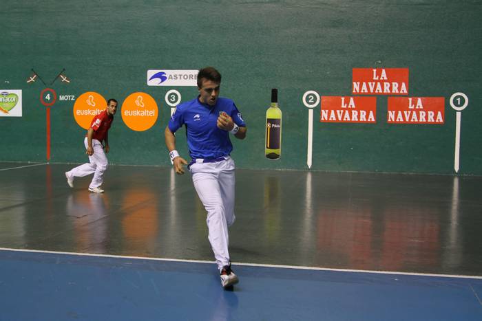 Jon Ander Peñaren debuta 2 1475952537208