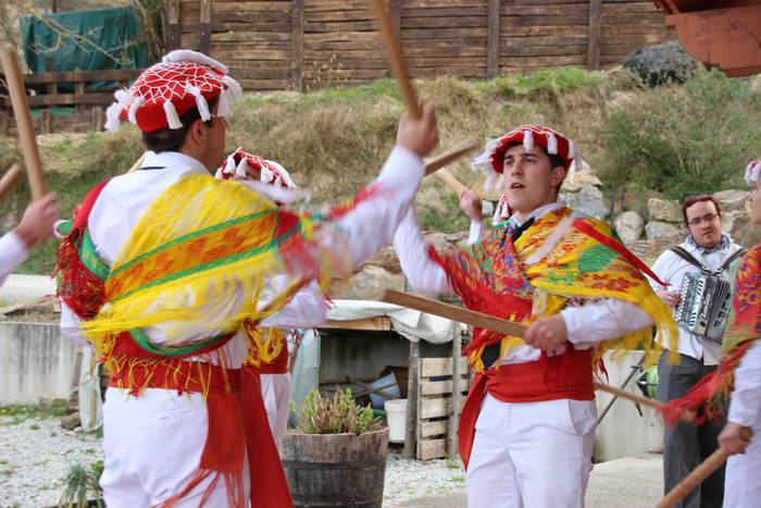 Lo zegoena, esnatu dute Abal 11 1551613585100