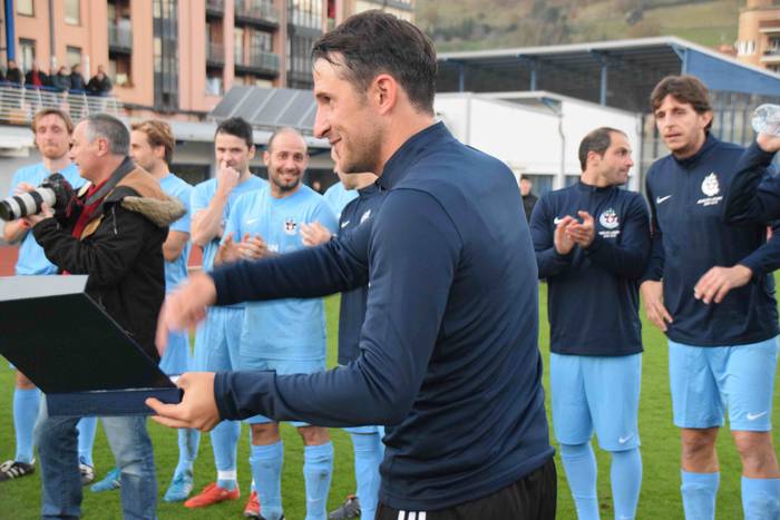 Mikel Alonso agur omenaldia tolosa berazubi 113 1544294578950