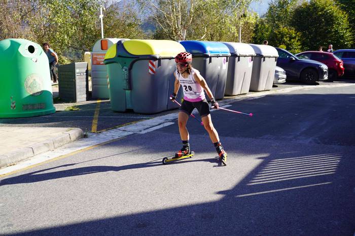 24. Hernialdeko Rollerski Ig 49 1760802679990
