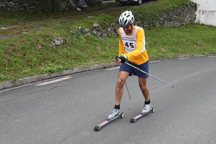 Hernialdeko Rolleski Igoera  52 1508603074946