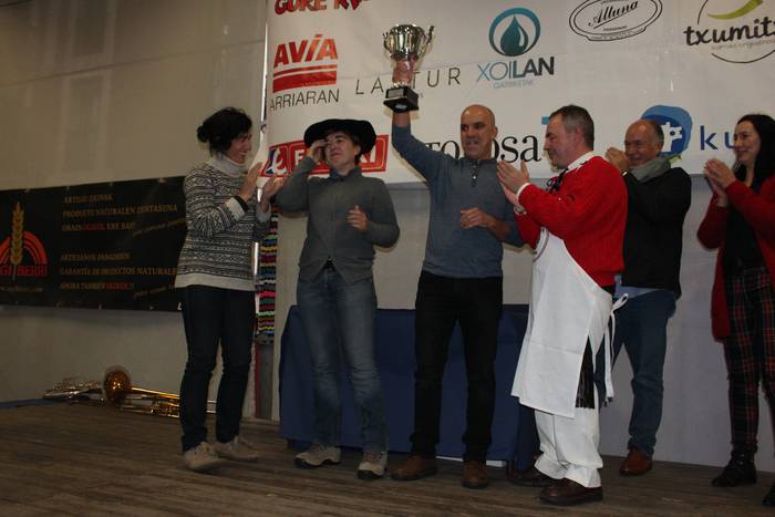 Babarrun egile lehiaketa 10 1574008491345