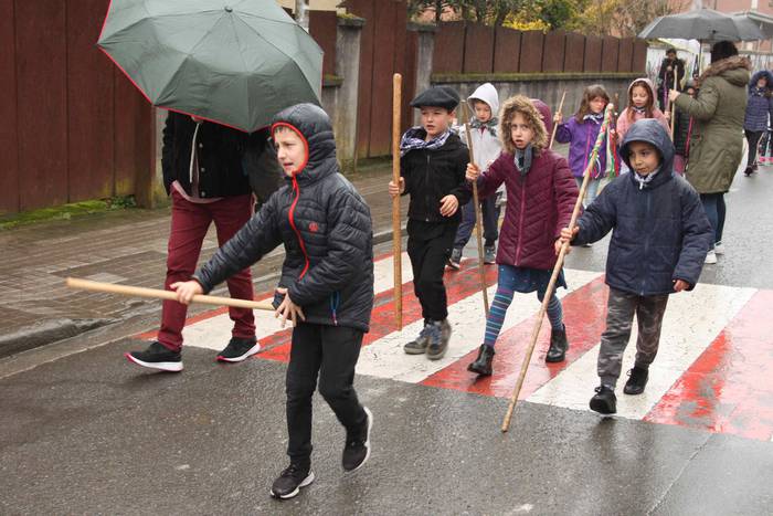 Agate Deunaren bezpera Alegi 17 1580816223993