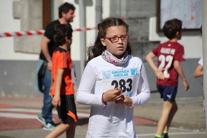 Haur, gazte eta heldu krosea 49 1491742081629