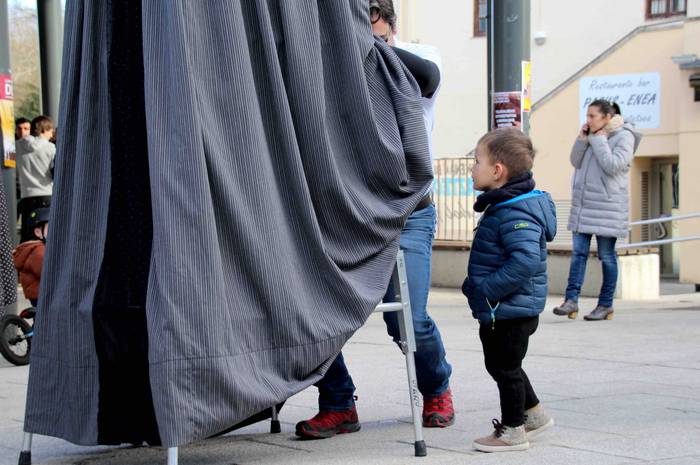 Saihesbidearen alde, festa e 15 1579351317977