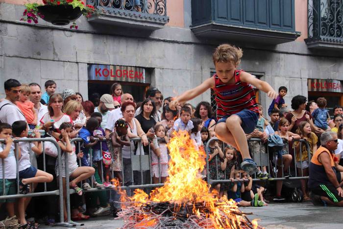 Txikienak ere saltoka 48 1561316748835