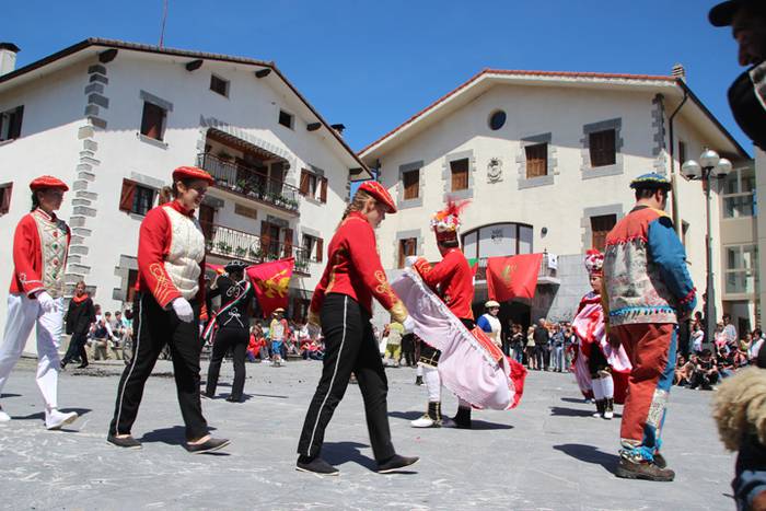 Maskaradak herriz herri 93 1494160793036