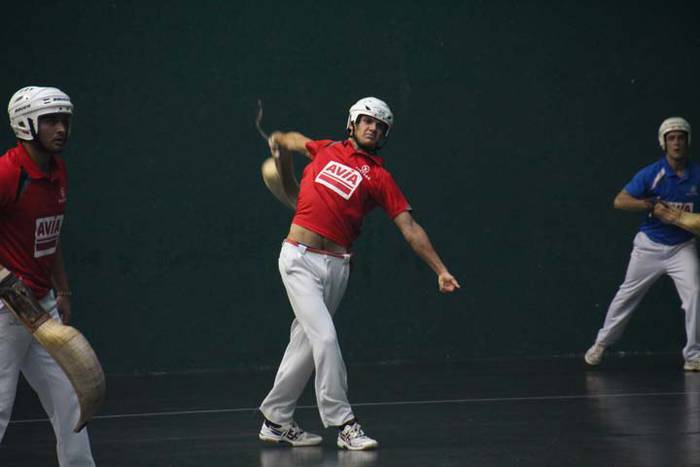 ZESTA PUNTA ELOLAREN OROIMEN 40 1512735492297