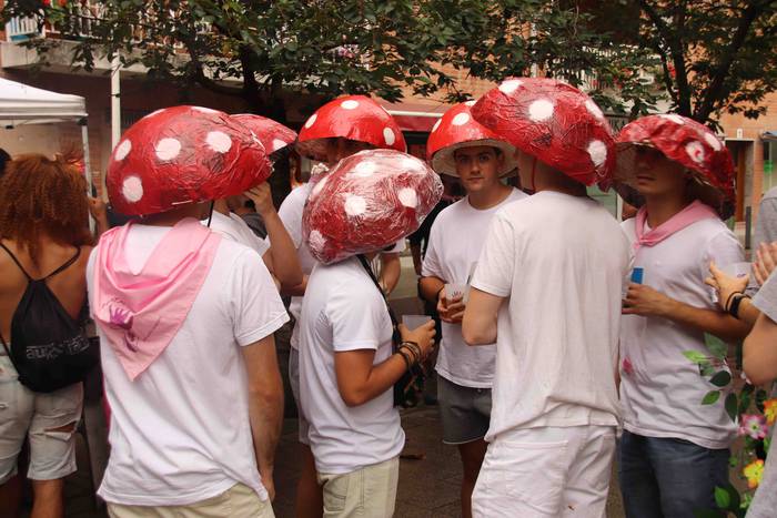 Irudimena airean, gazteen po 40 1564164166896