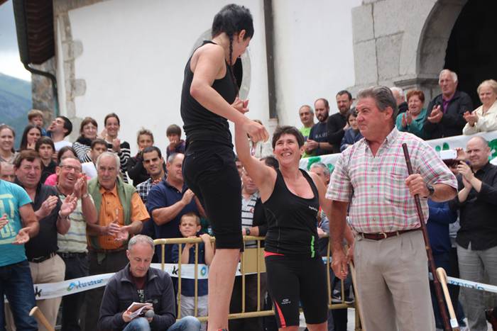 Abaltzisketa San Joan festak aizkora 23 1466947533854