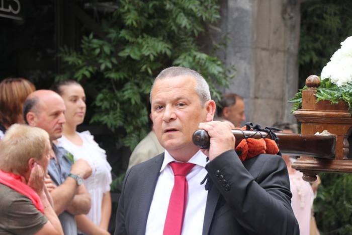 Santuek eta dantzariek poztu 87 1498312659307