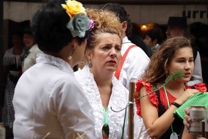 Santioetako Rozioa konpartsa 29 1658841270259